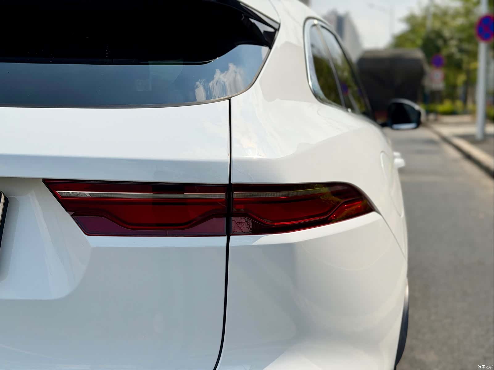 Jaguar F-PACE, 2021 11