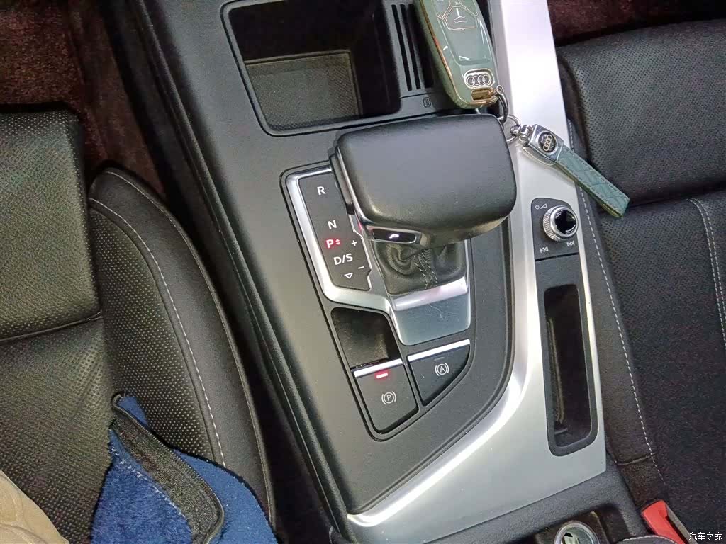 Audi A4L, 2021 14