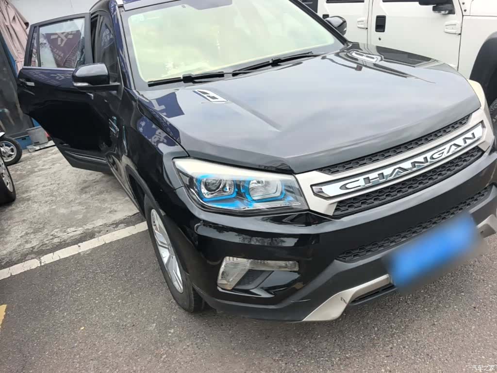 Changan CS75, 2015 4