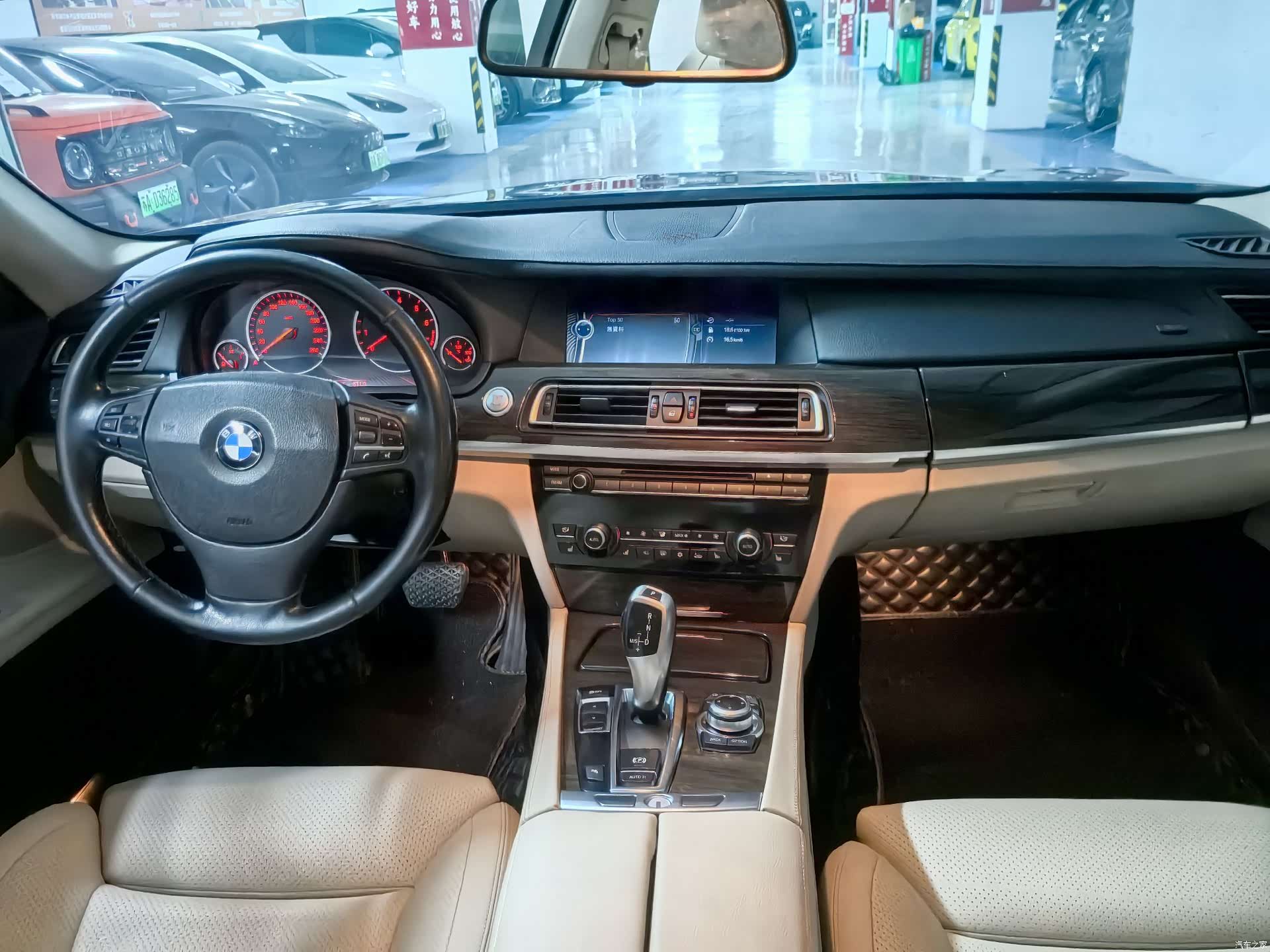 BMW 7 Series, 2011 13