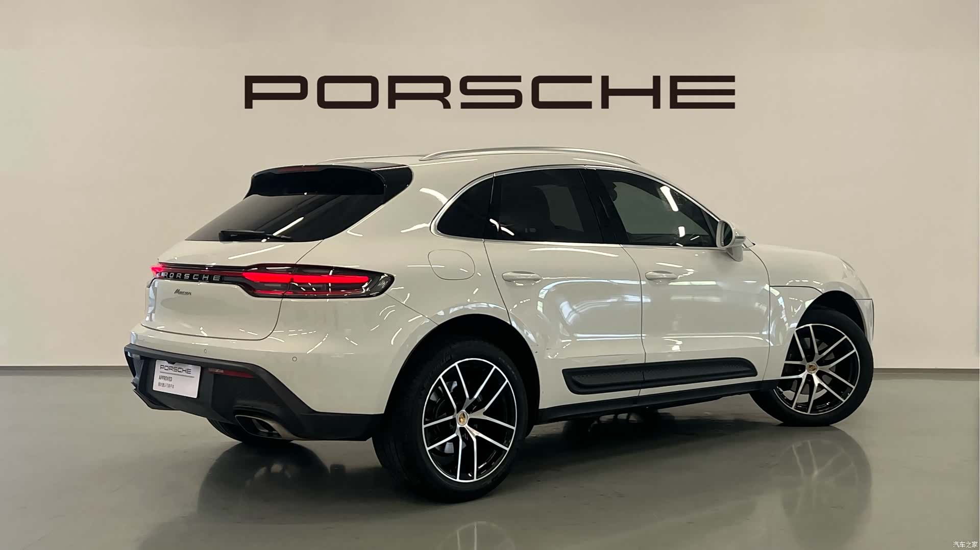 Porsche Macan, 2023 все фото