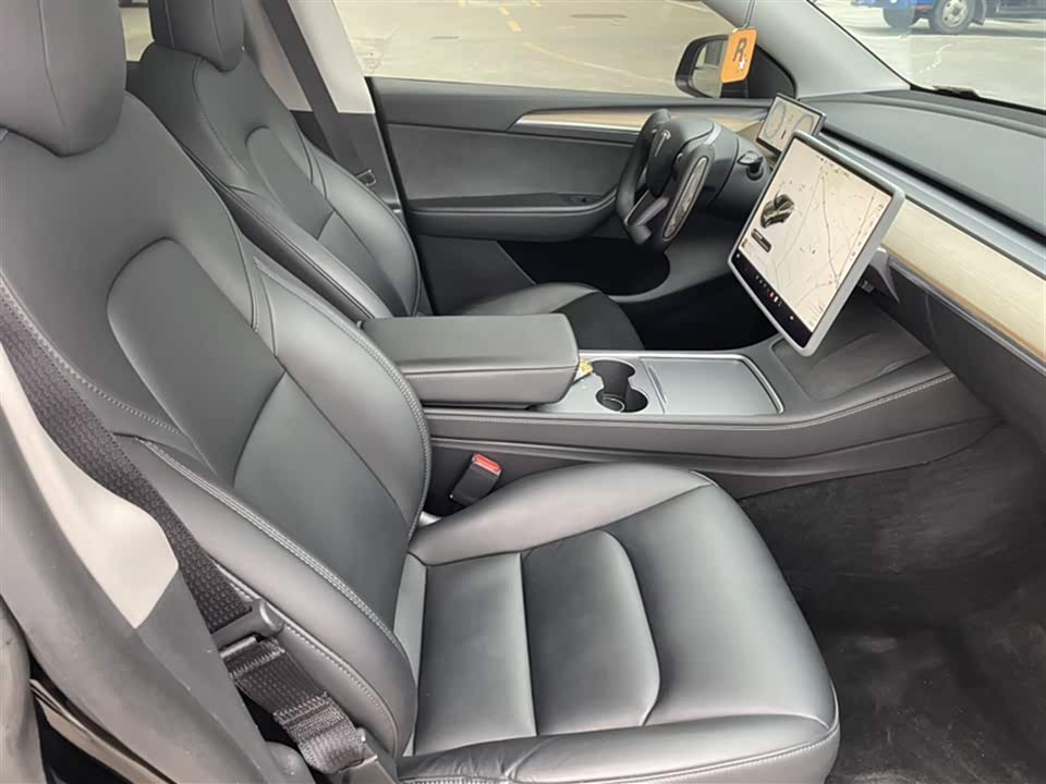 Tesla Model Y Tesla Model Y
