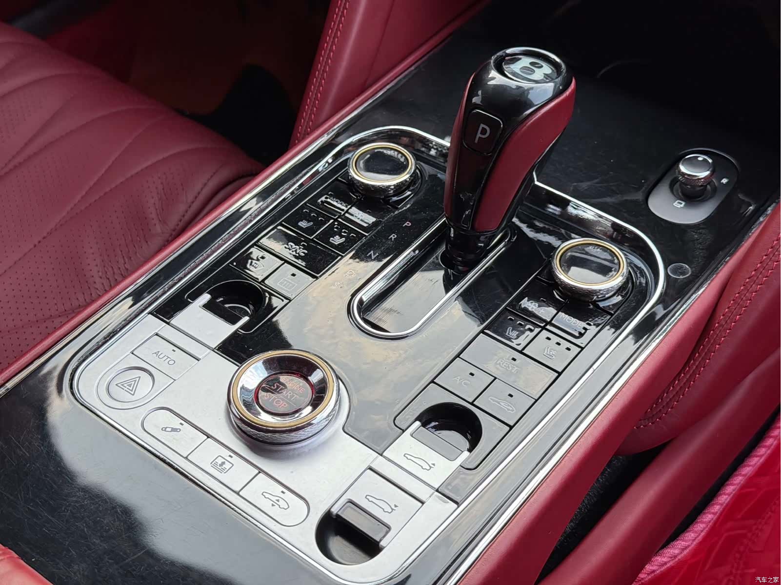 Bentley Flying Spur, 2016 10