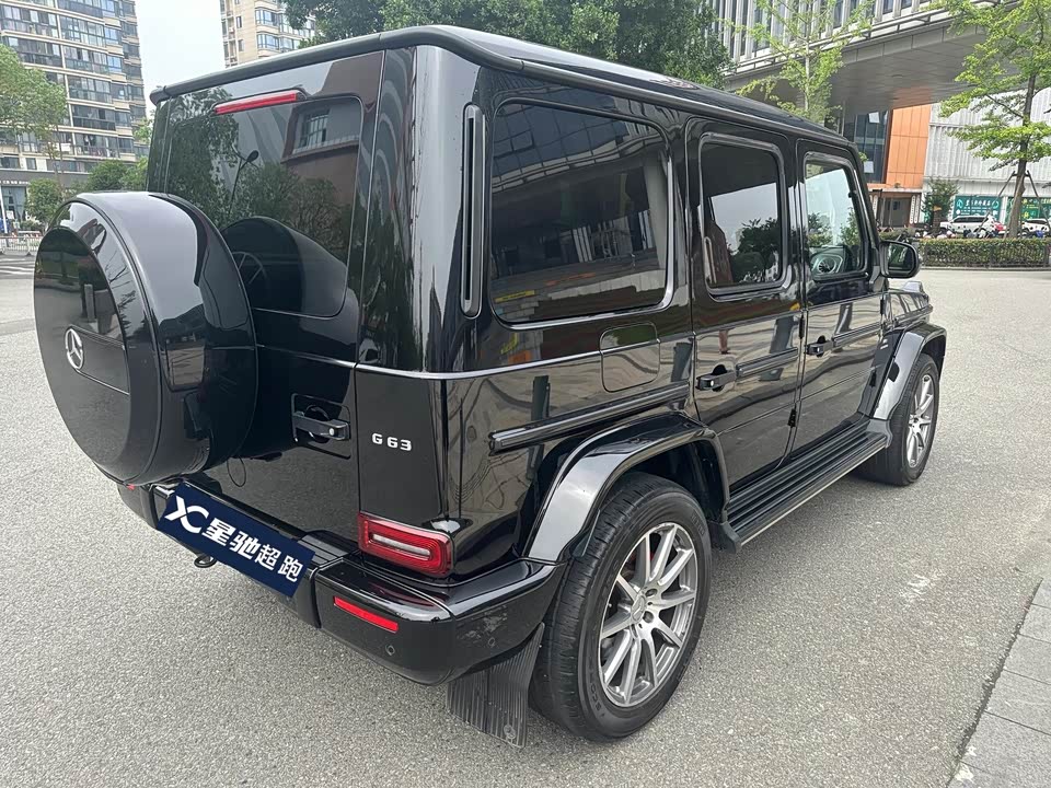 Mercedes-Benz G-class
