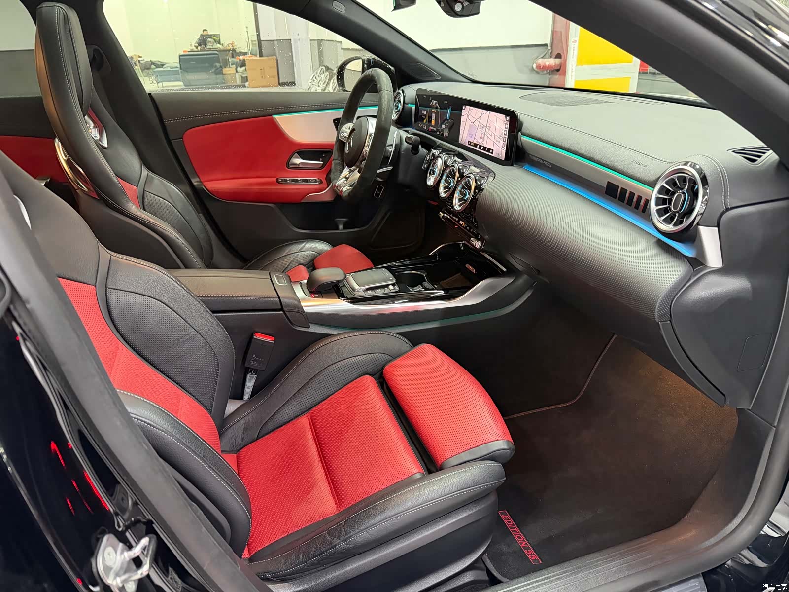 Mercedes-Benz CLA, 2023 13