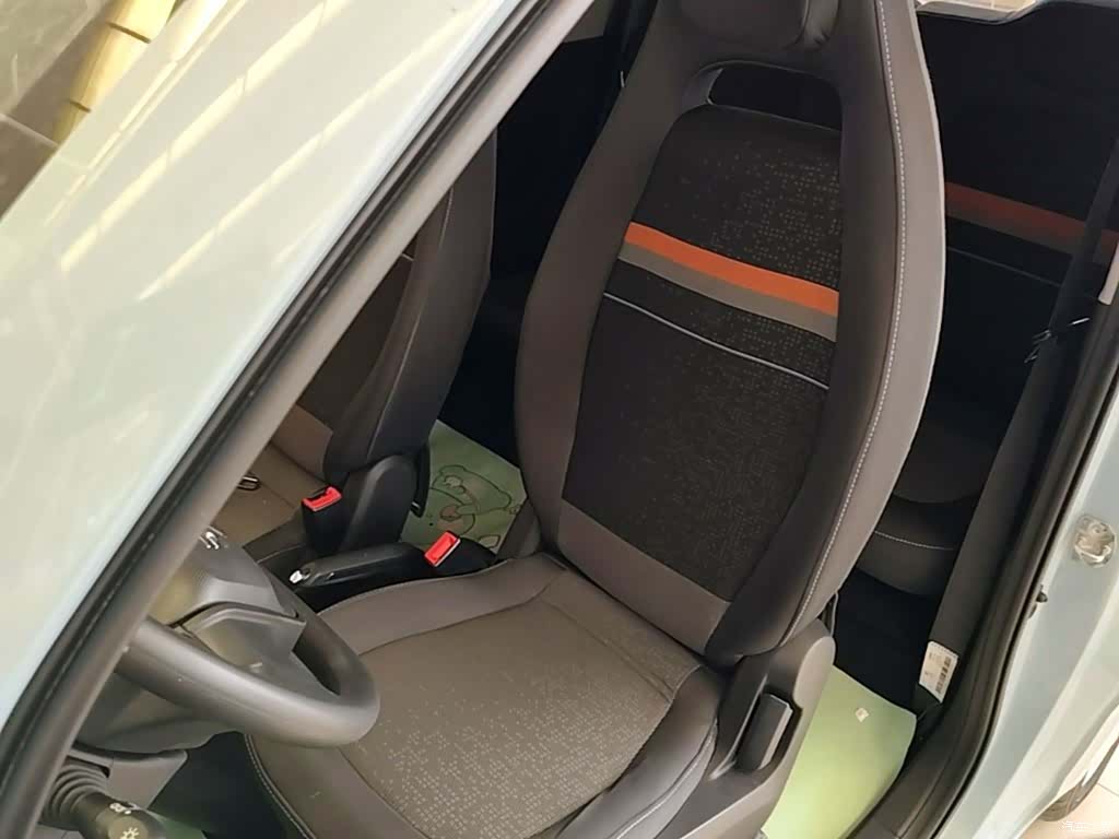 Wuling MINIEV, 2020 15