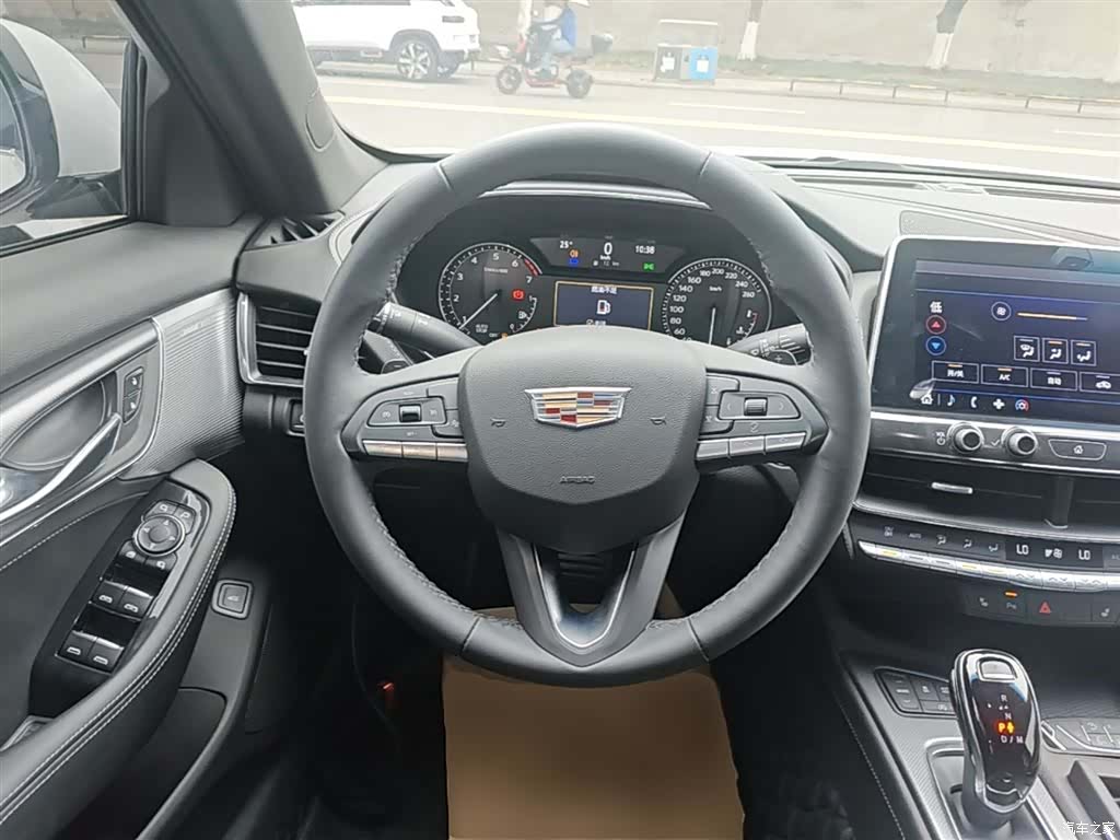 Cadillac CT5, 2021 11