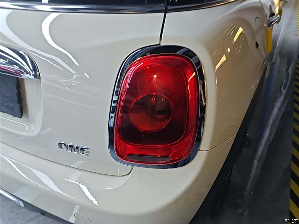 Mini ONE, 2016 8