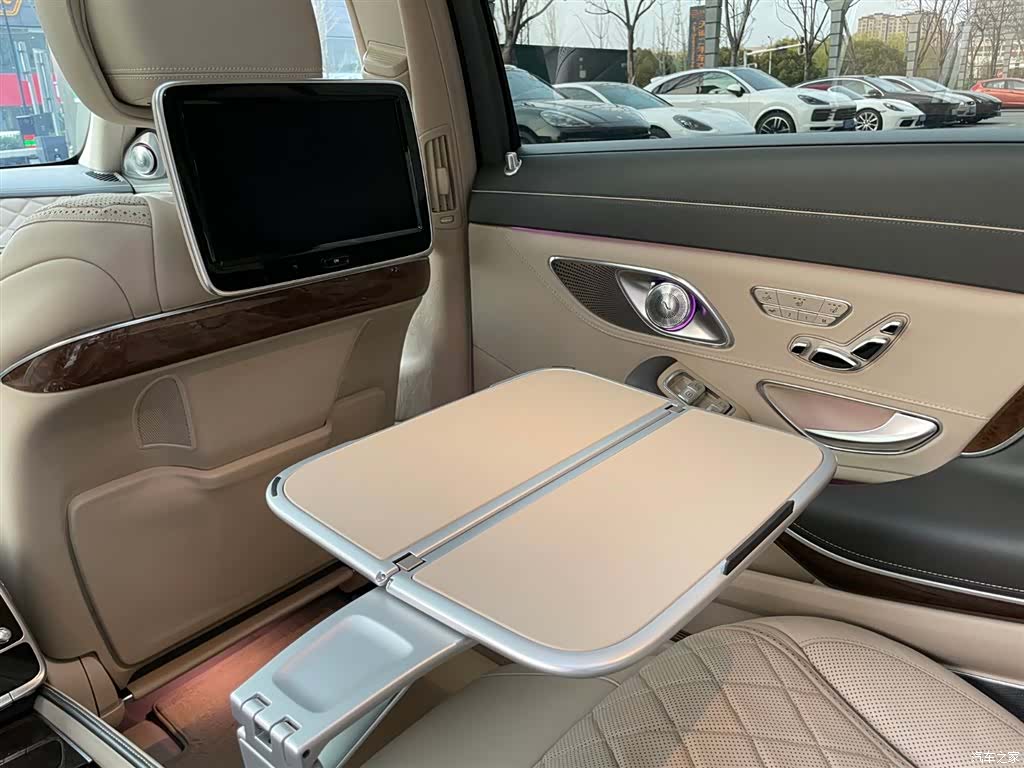 Maybach S-Class, 2016 16
