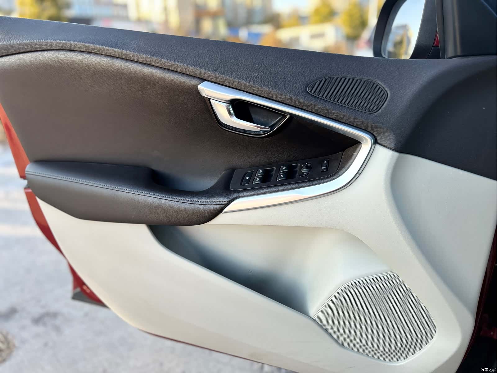 Volvo V40, 2015 27