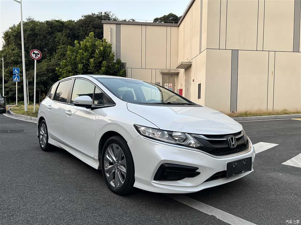 Honda Jade, 2018 6