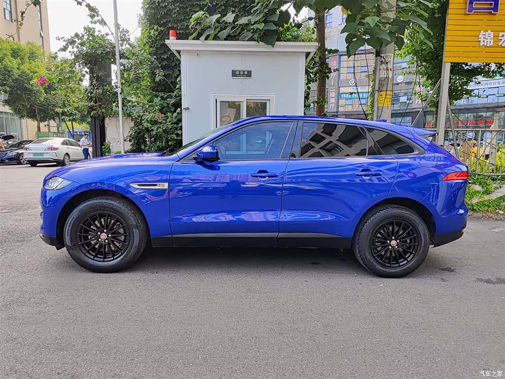 Jaguar F-PACE, 2017 3