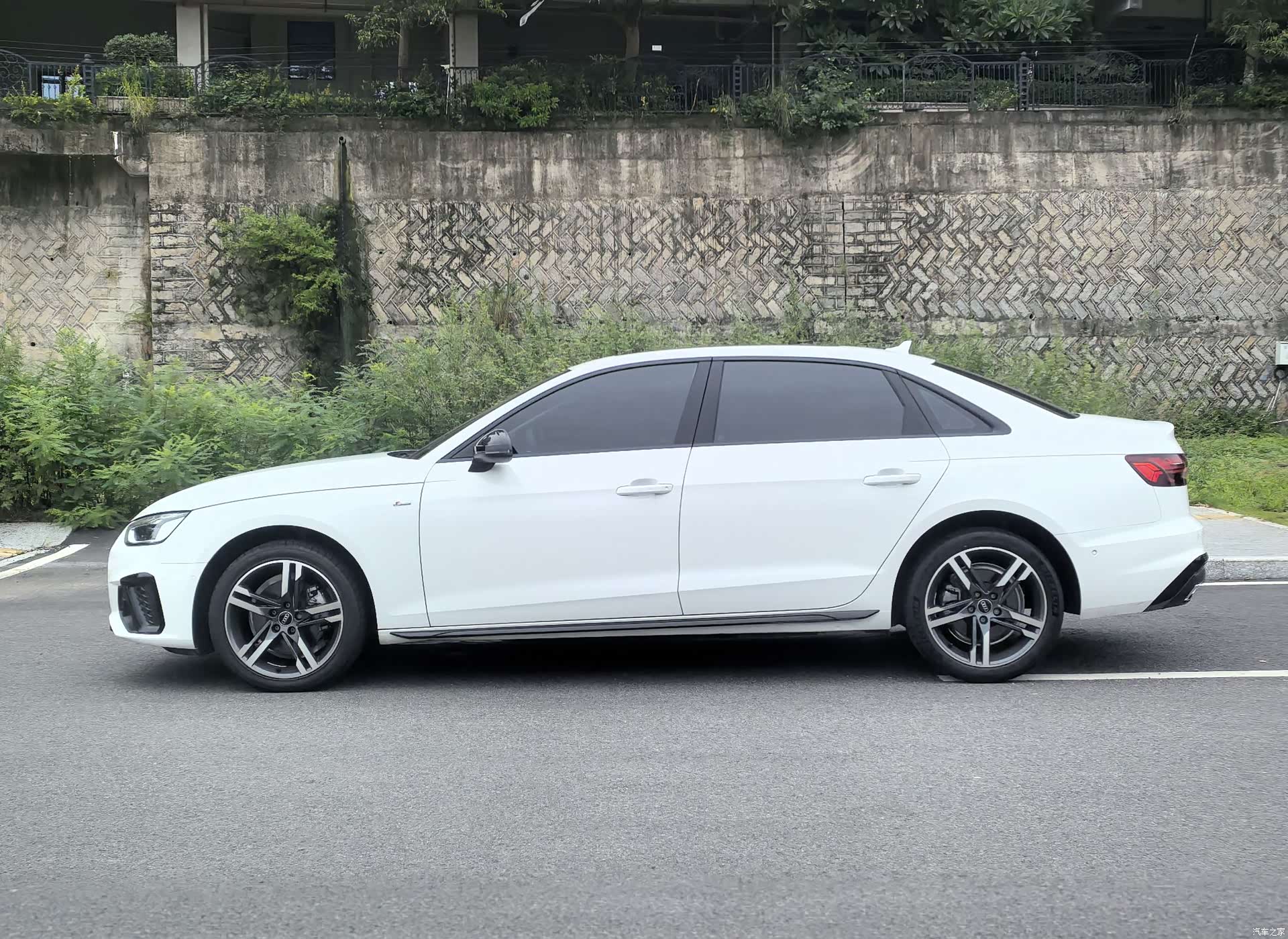 Audi A4L, 2023 6