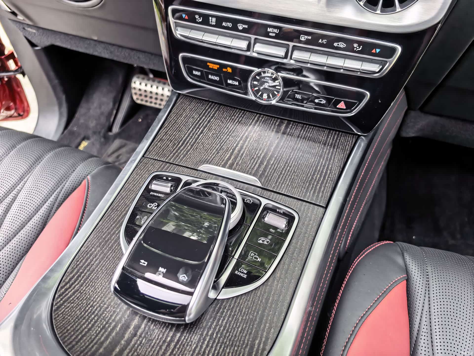 Mercedes-Benz G-Class, 2023 28
