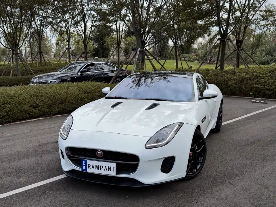 Jaguar F-TYPE