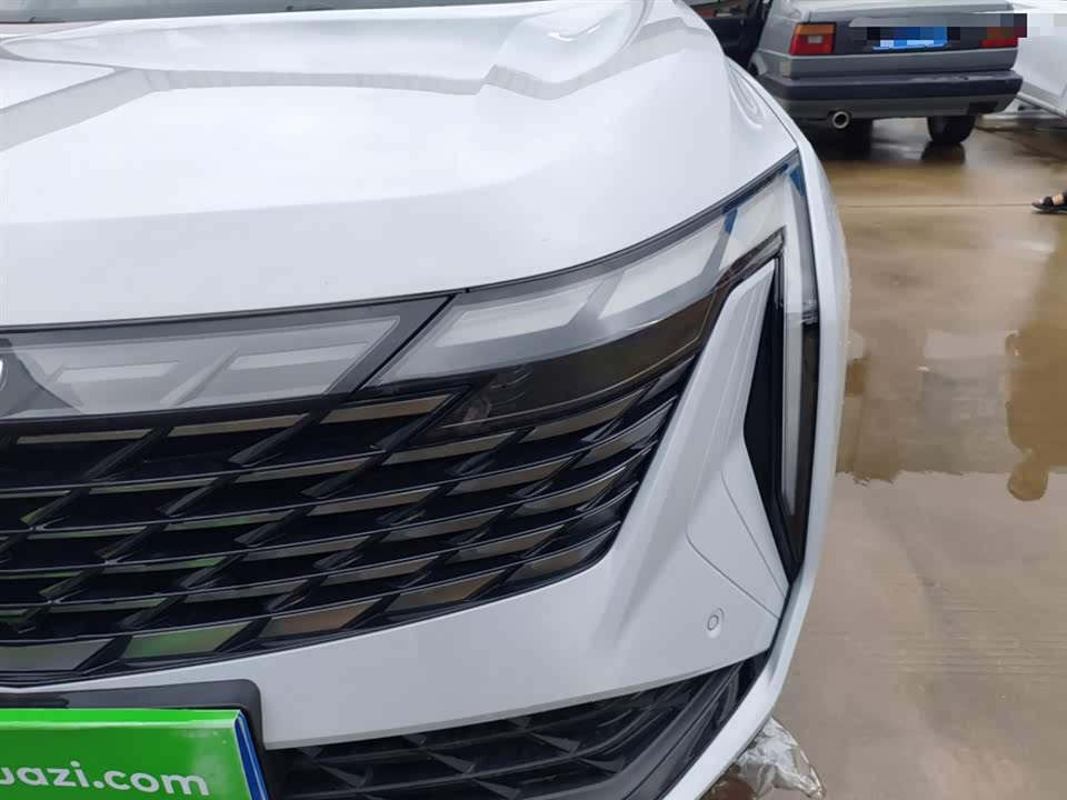 Geely Atlas L