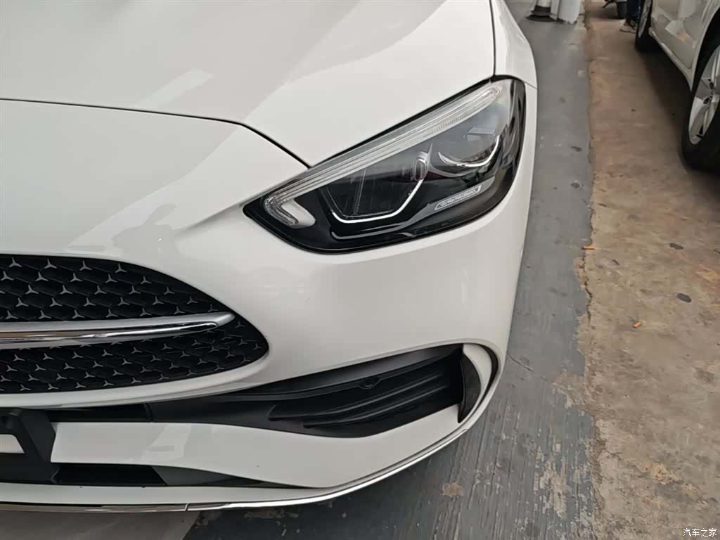 Mercedes-Benz C-Class, 2022 24