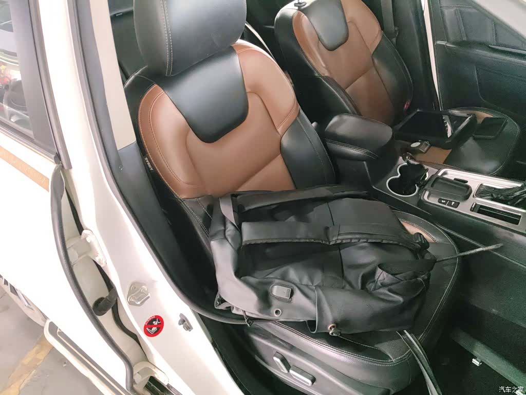 Geely X6, 2017 25