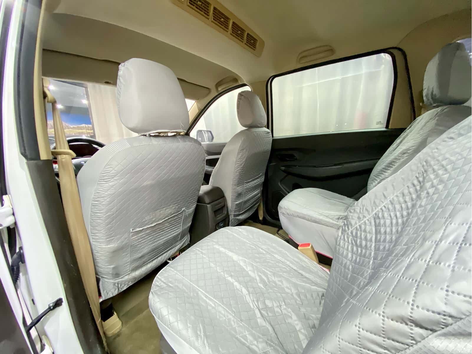 Wuling Hongguang, 2020 14