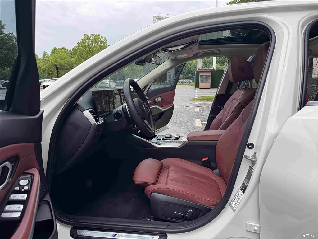 BMW 3 Series, 2023 14