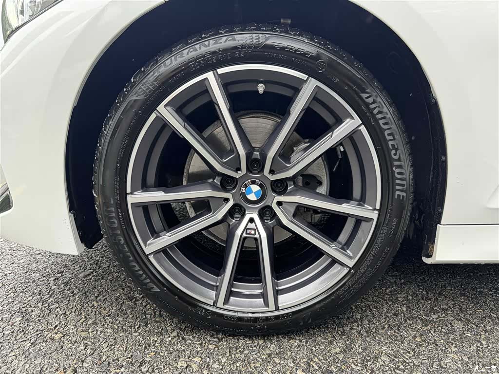 BMW 3 Series, 2023 32