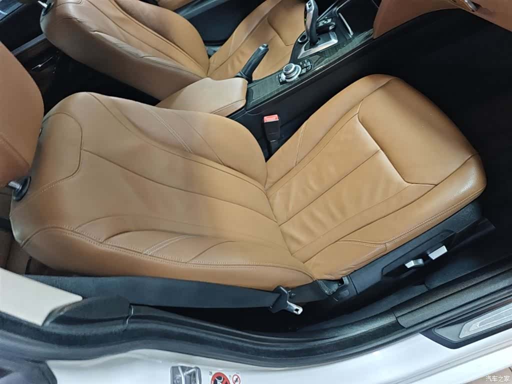 BMW 3 Series, 2016 25