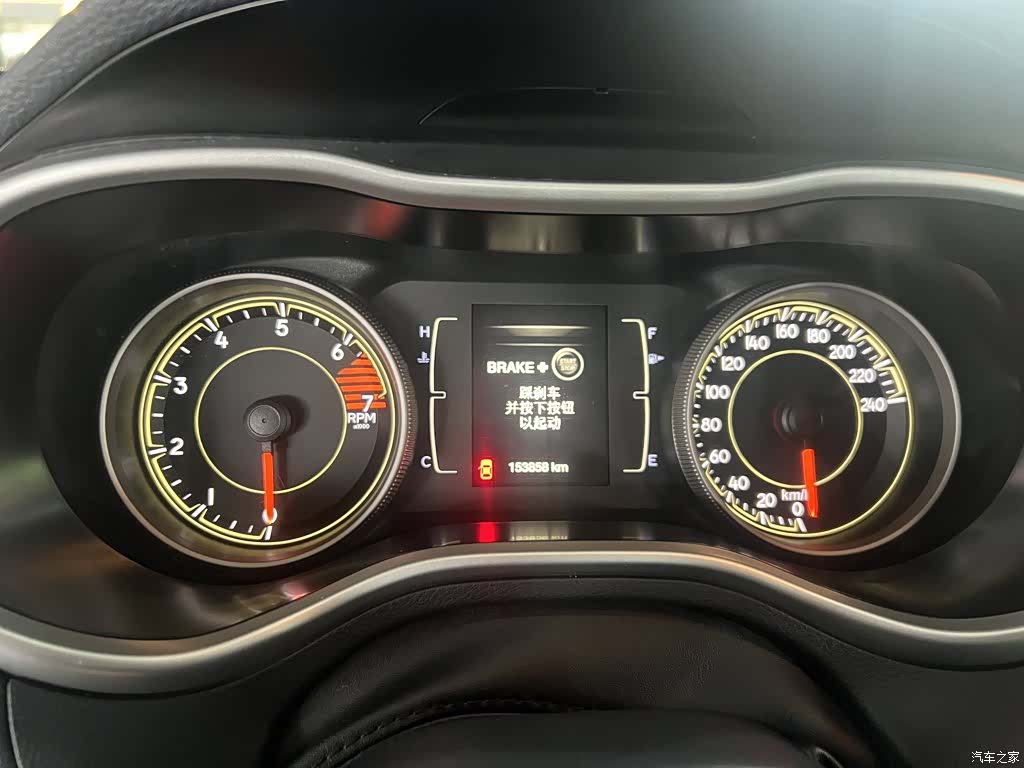 Jeep Cherokee, 2016 12