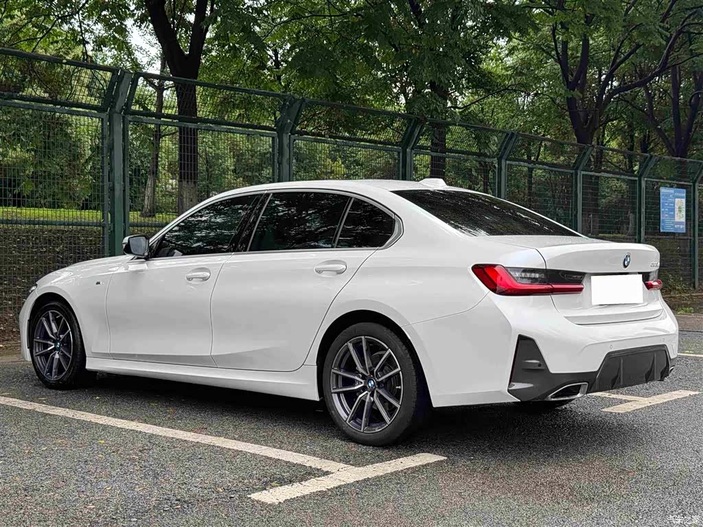 BMW 3 Series, 2023 12