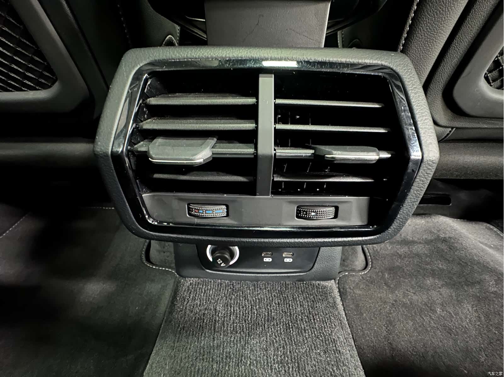 Audi Q3, 2022 17