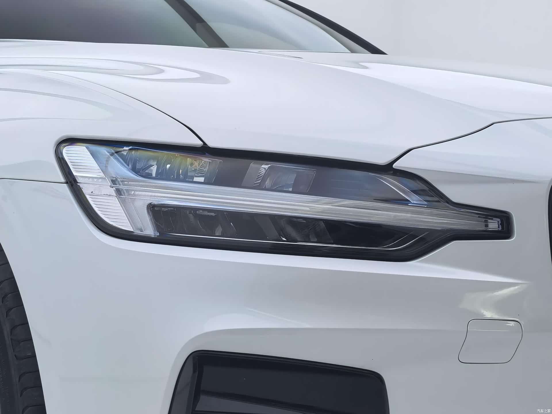 Volvo S60, 2025 4