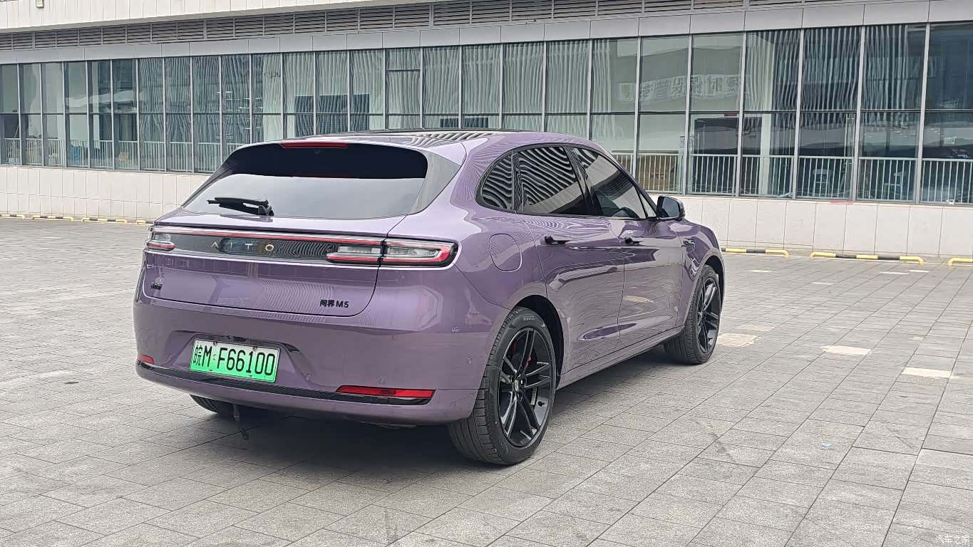 AITO M5, 2025 4
