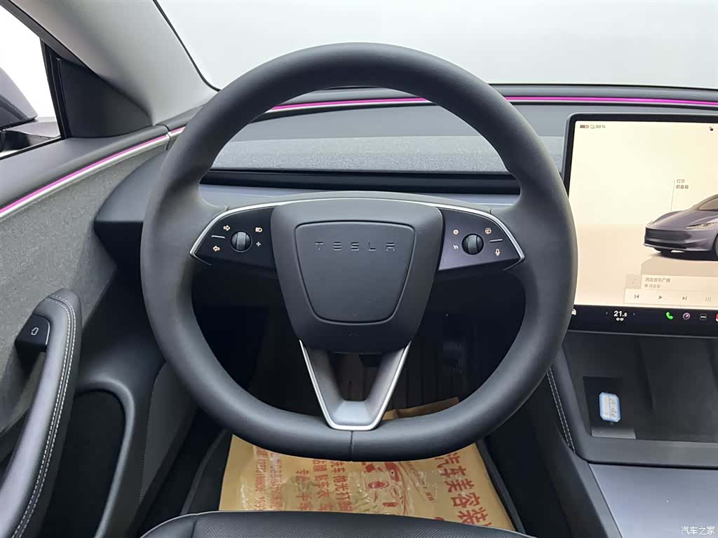 Tesla Model 3, 2024 10