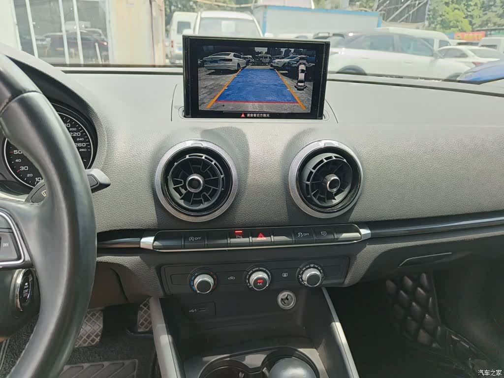 Audi A3, 2018 13