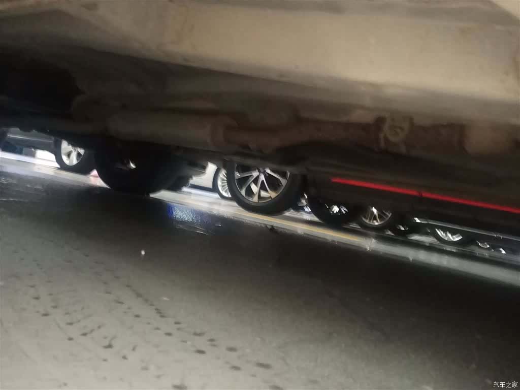 Geely X6, 2017 21