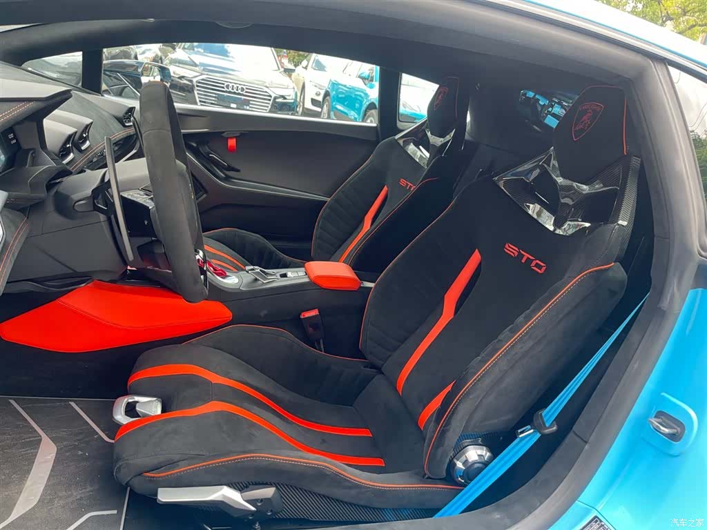 Lamborghini Huracán, 2022 7