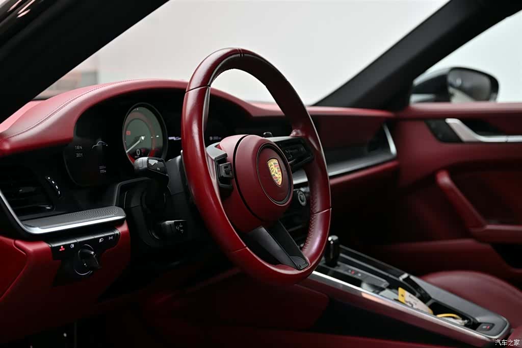 Porsche 911, 2023 9
