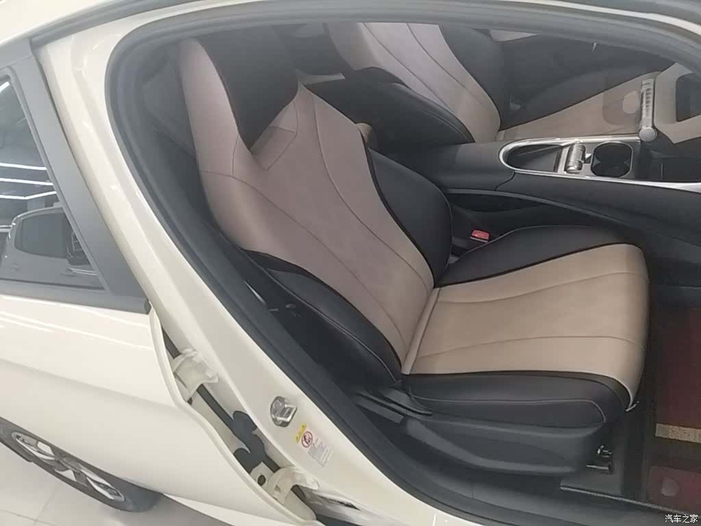 BYD Dolphin, 2026 20