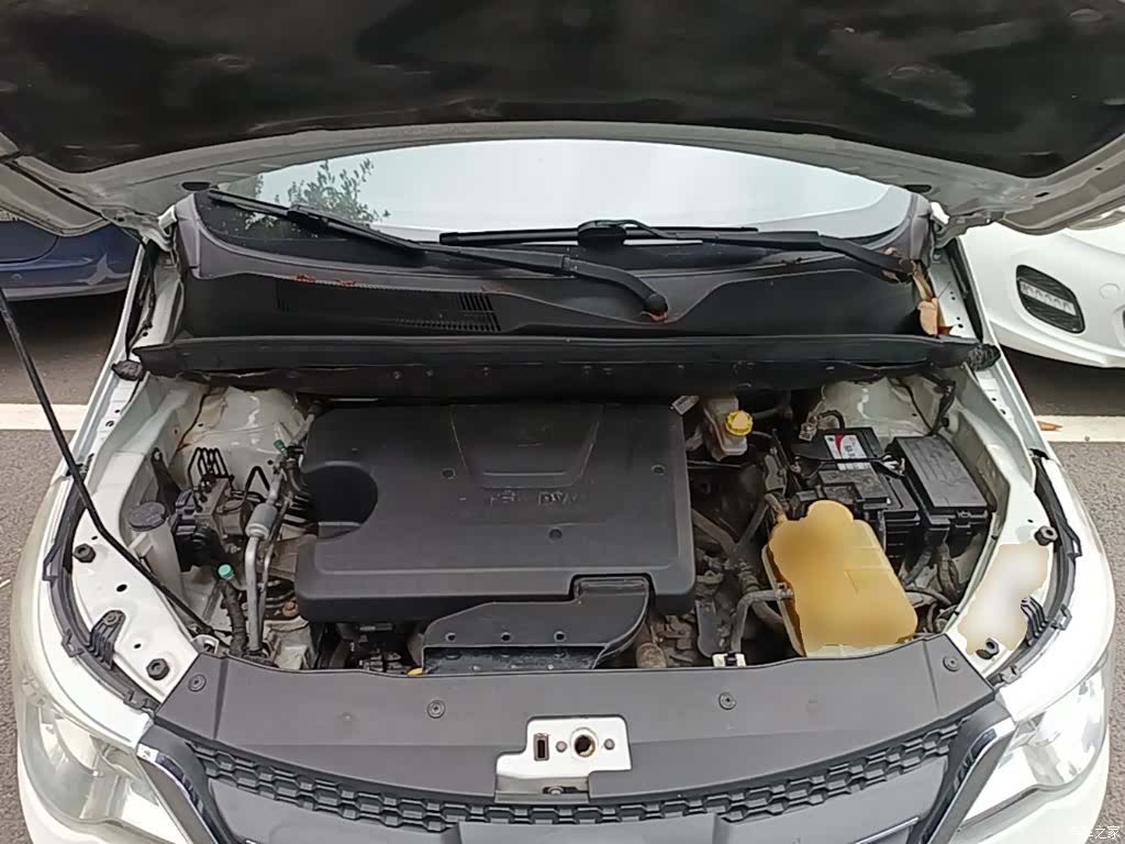 Wuling 730, 2015 20