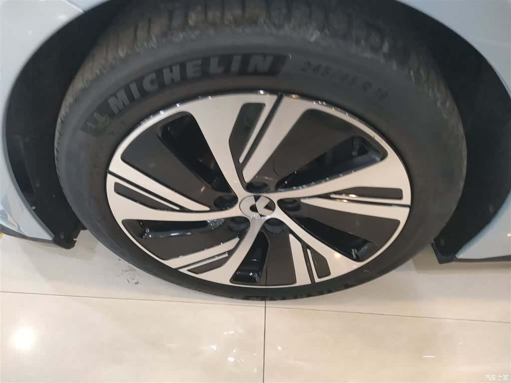 NIO ET5, 2023 25