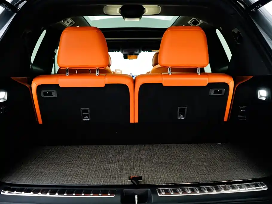 AITO Ask the world M9