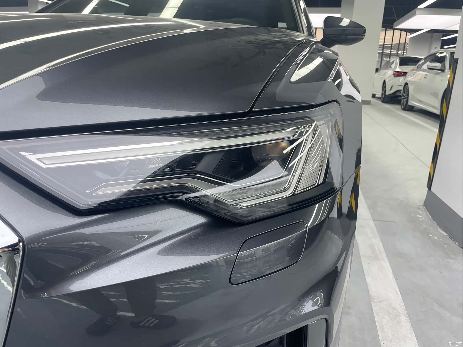 Audi A6L, 2022 4