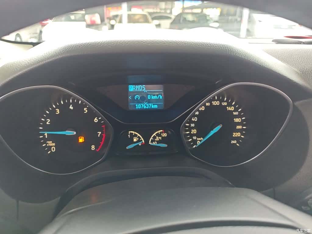 Ford Focus, 2018 12