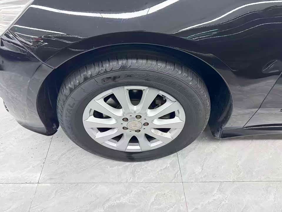 Mercedes-Benz R-class