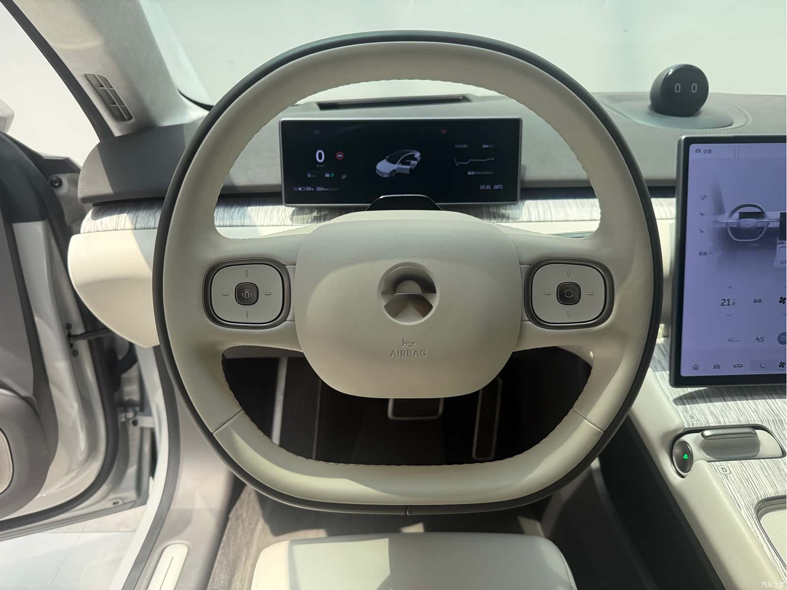NIO ET7, 2024 12