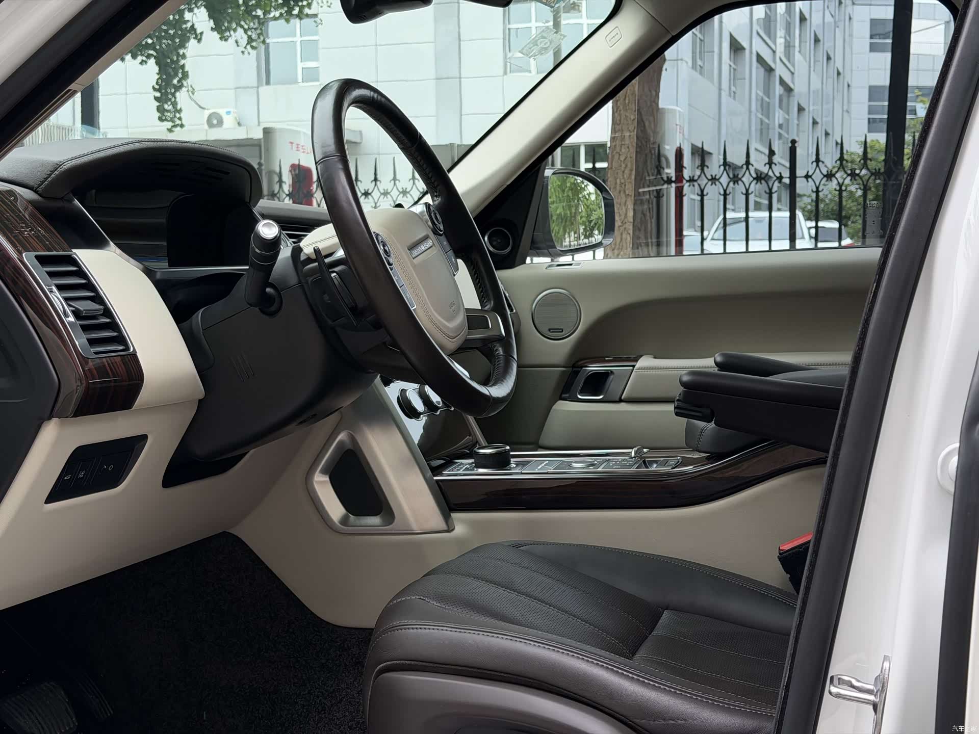 Land Rover Range Rover, 2017 16