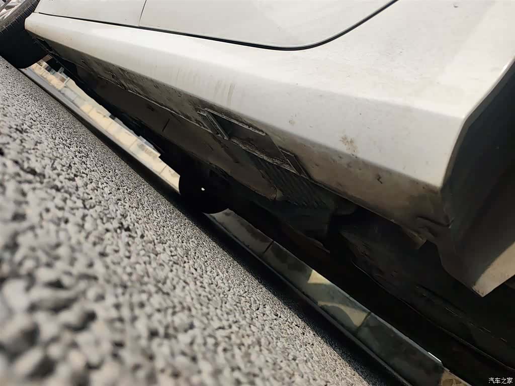 Geely Binray, 2020 18