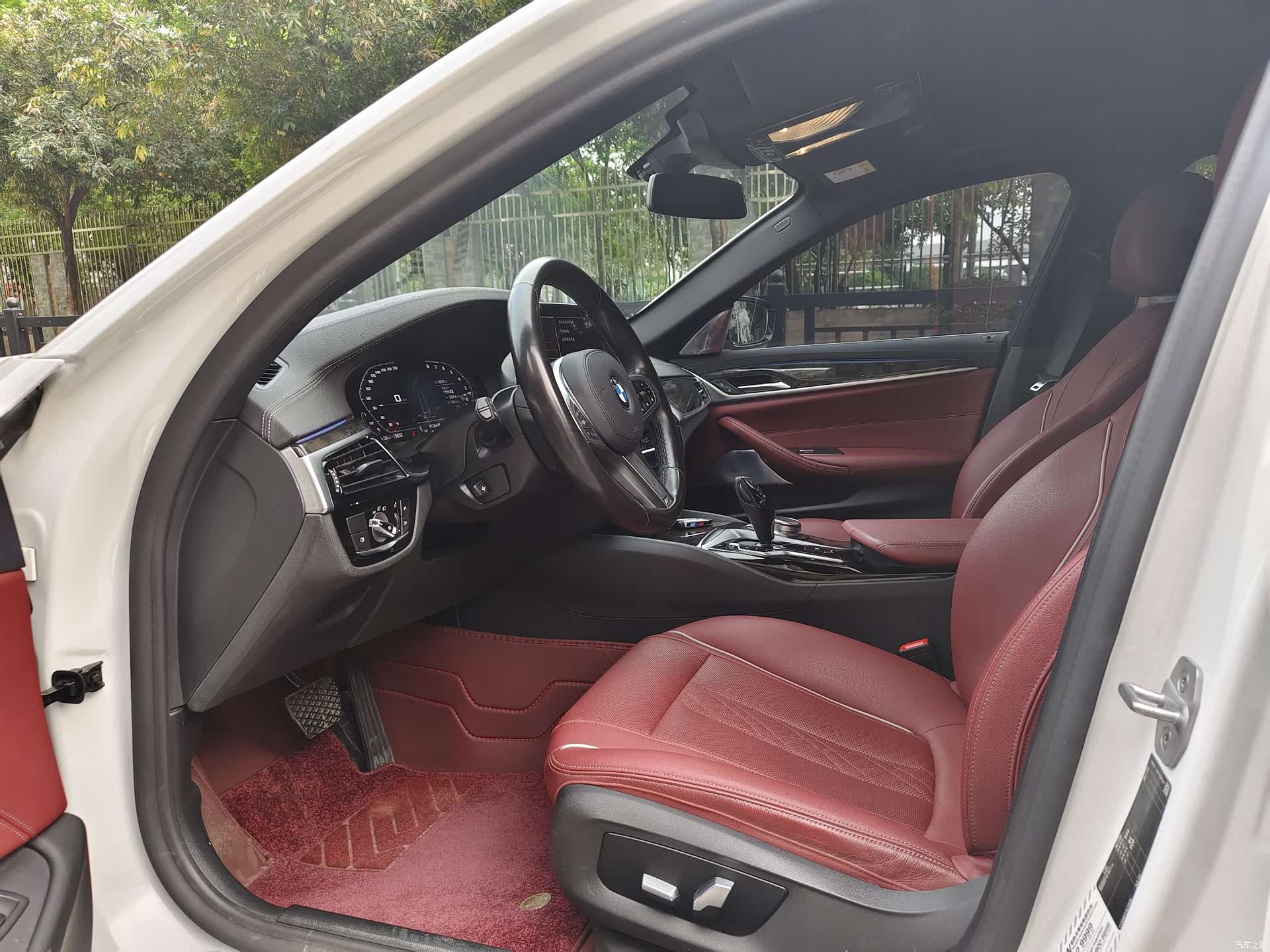 BMW 5 Series, 2021 9