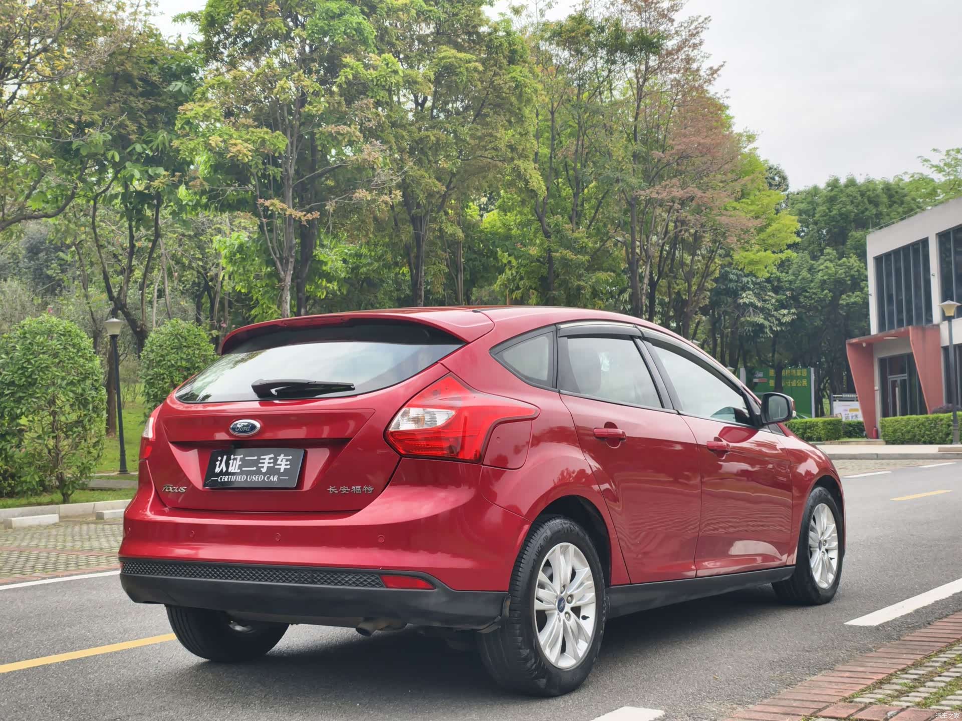 Ford Focus, 2013 7