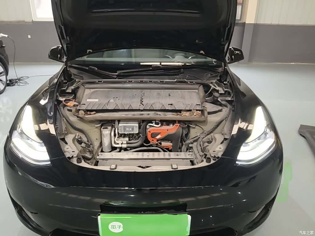 Tesla Model Y, 2023 20
