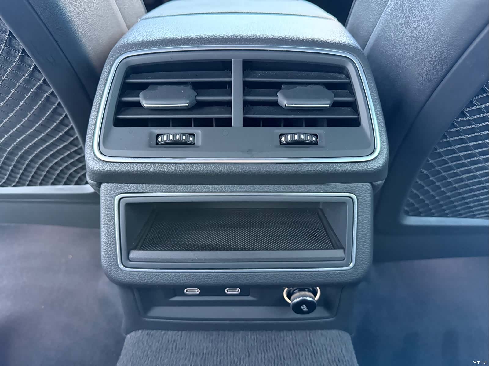 Audi A6L, 2024 9